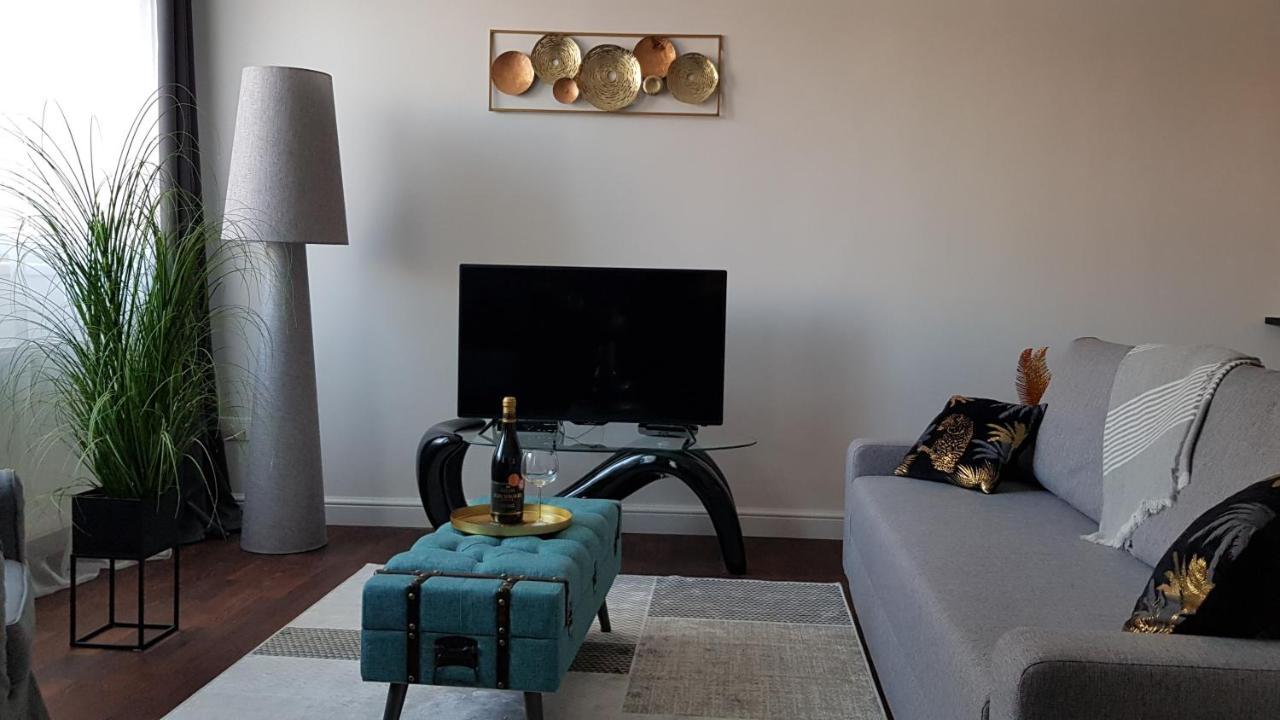 Boutique Apartman I Έγκερ Εξωτερικό φωτογραφία