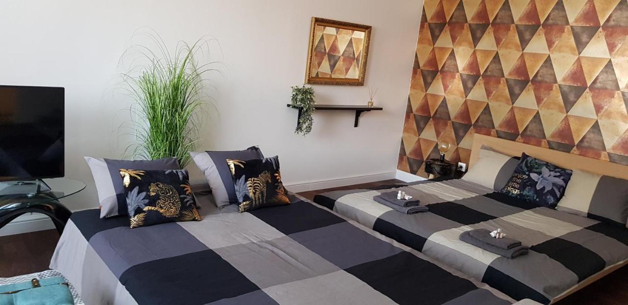 Boutique Apartman I Έγκερ Εξωτερικό φωτογραφία