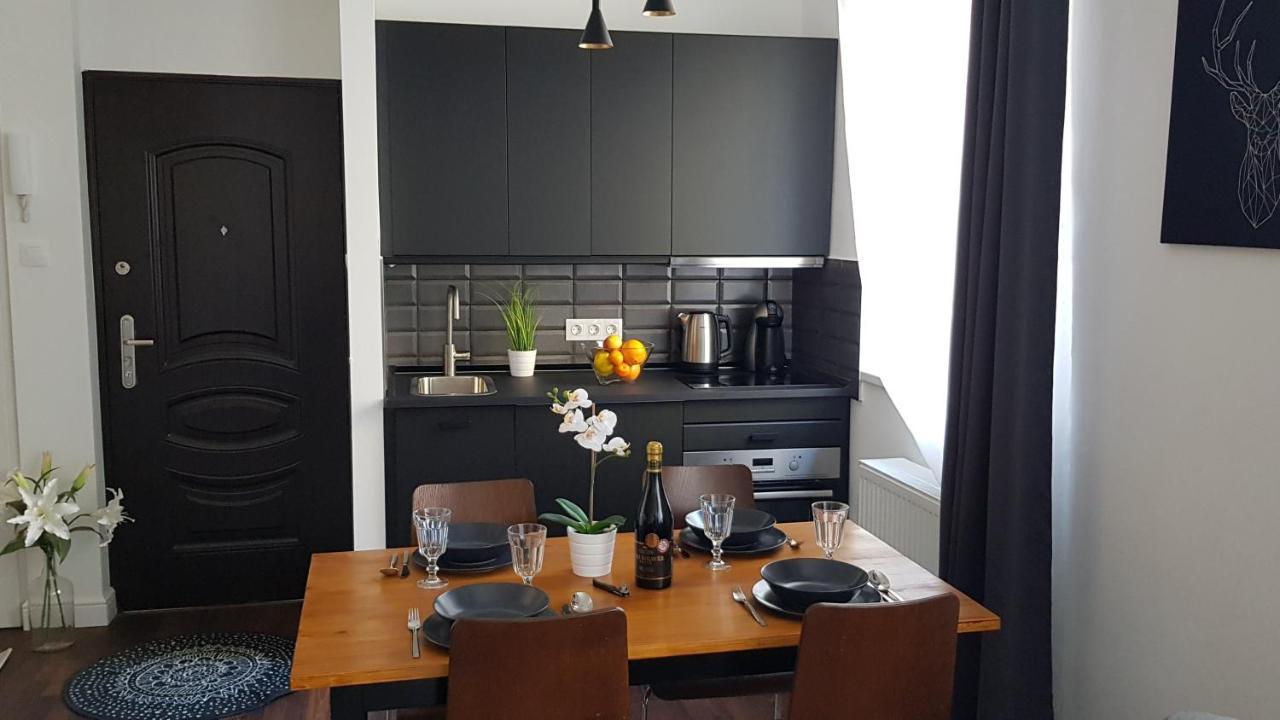 Boutique Apartman I Έγκερ Εξωτερικό φωτογραφία